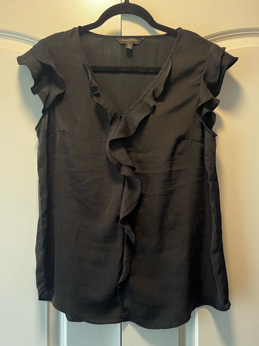 Banana Republic, size M women’s black V-neck ruffle top
